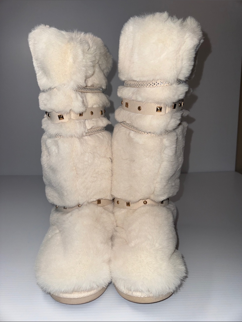 Shoe Dazzle Cream Plush Faux Fur Tall Winter Boots - Picture 2 of 5